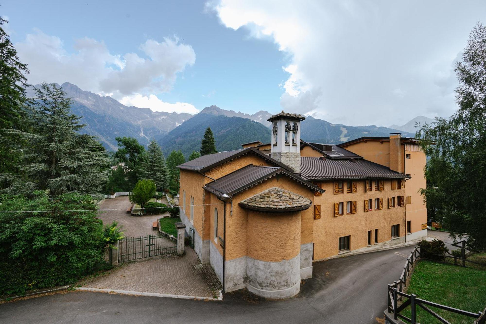 Villa Luzzago Ponte Di Legno Luaran gambar